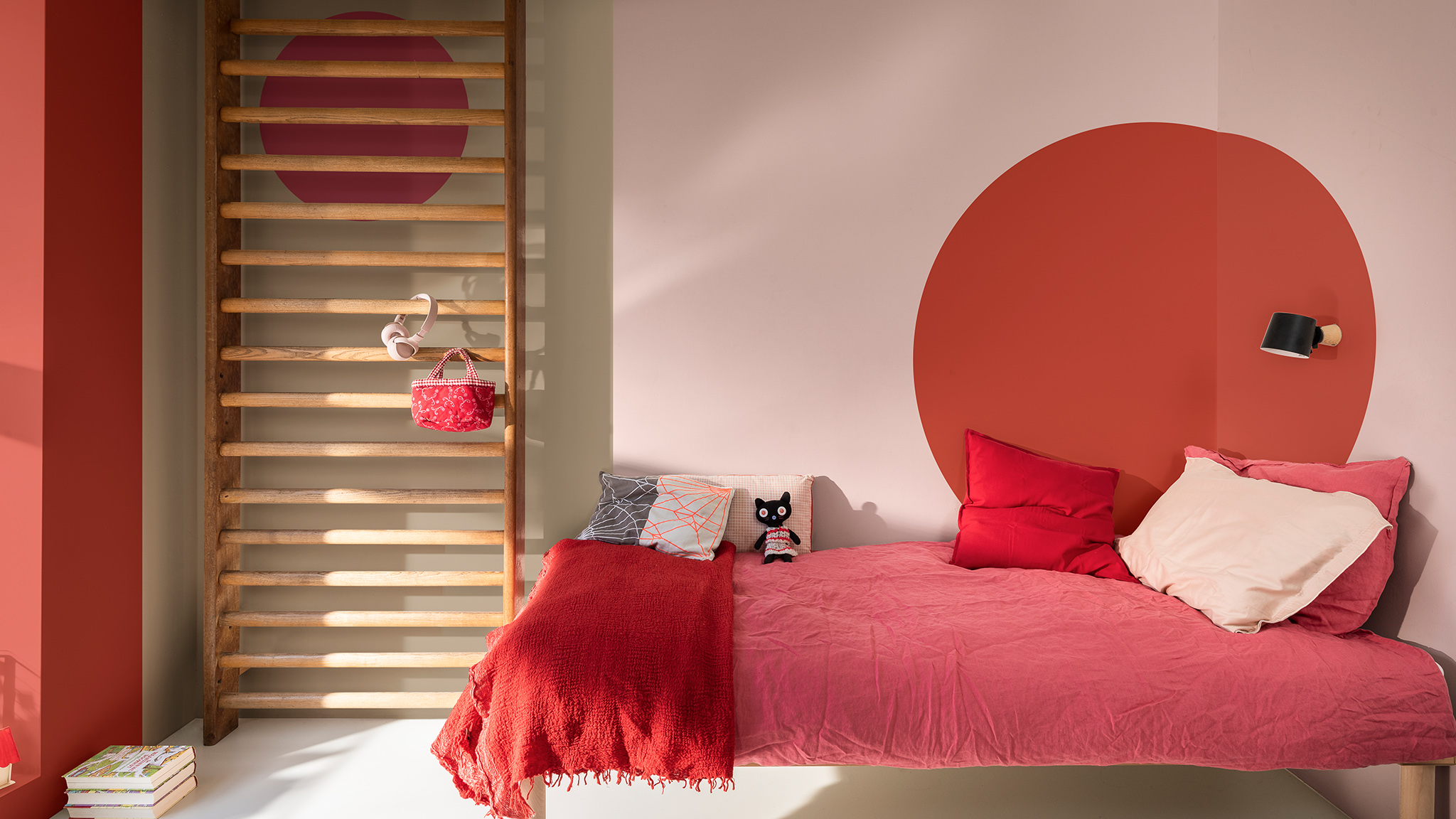 Dulux Colour of the Year Tahun Ini berpadu pink dan merah | Dulux